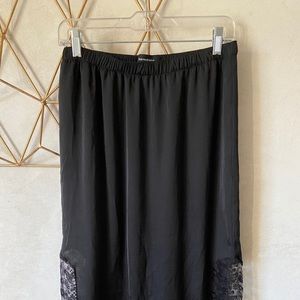 Lace-trimmed silky skirt